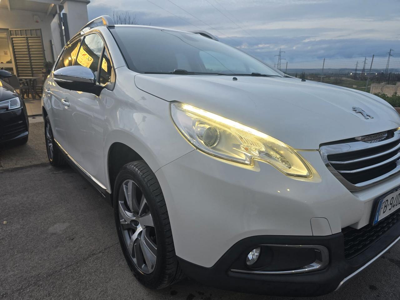 Peugeot 2008 BlueHDi 100 Allure