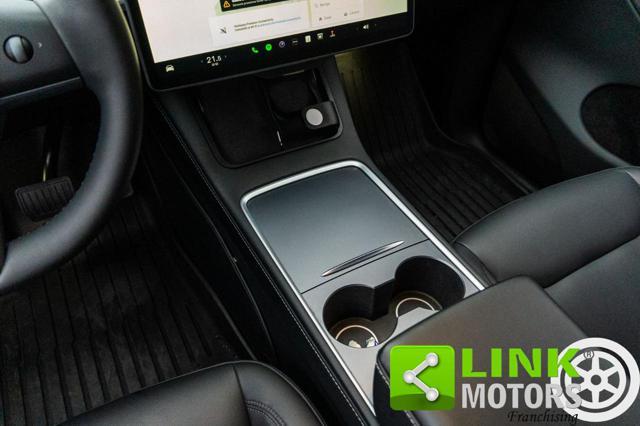 TESLA Model Y DUAL MOTOR LONG RANGE 2024 - GARANZIA UFFICIALE