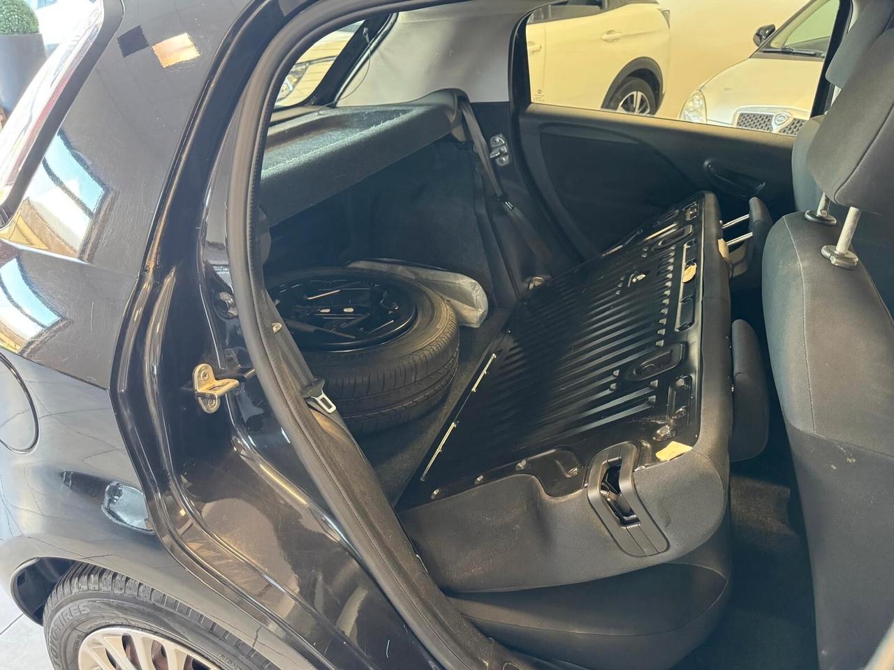 Fiat Punto 1.2 GPL 5P NEOPATENTATI 2015