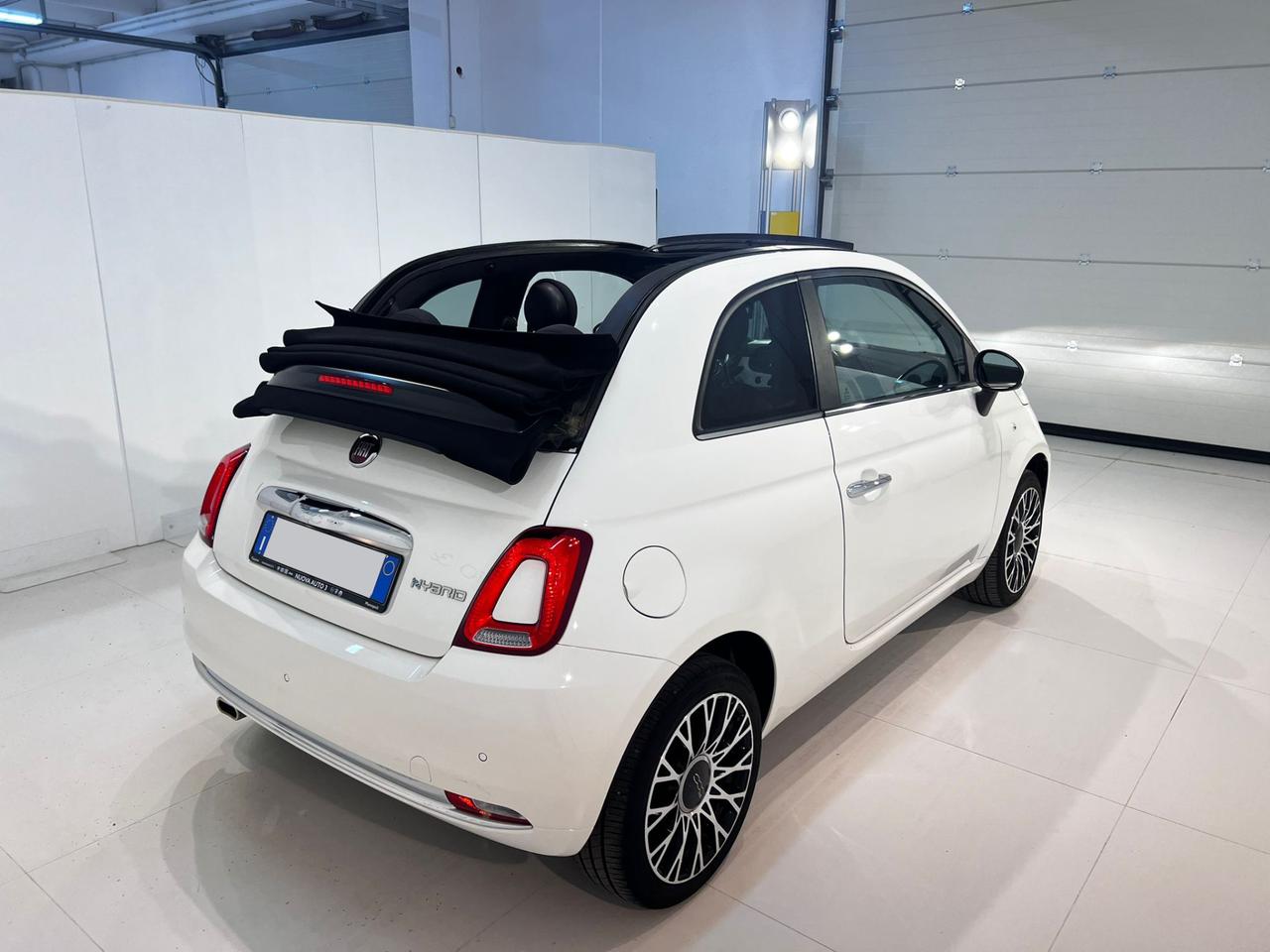 Fiat 500 C 1.0 Hybrid Dolcevita