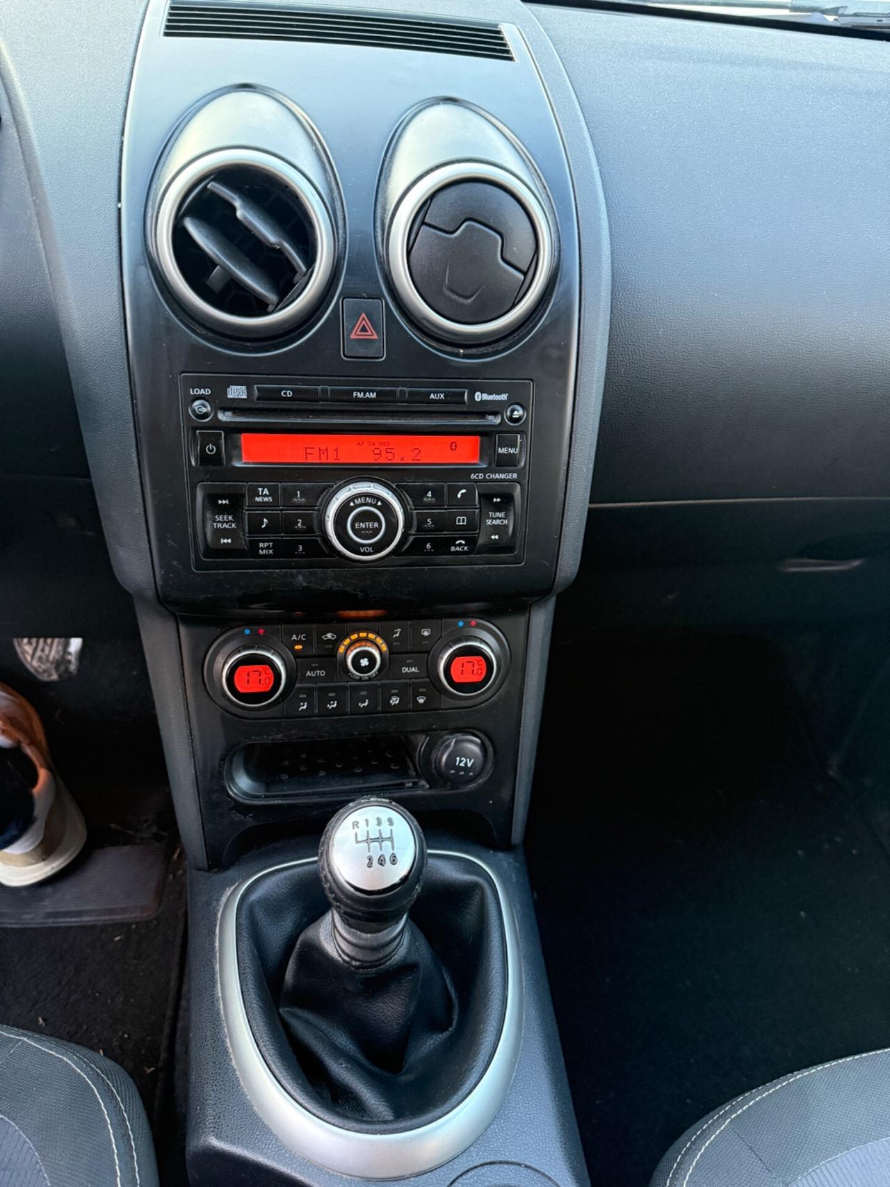 Nissan Qashqai 1.5 dCi DPF Tekna