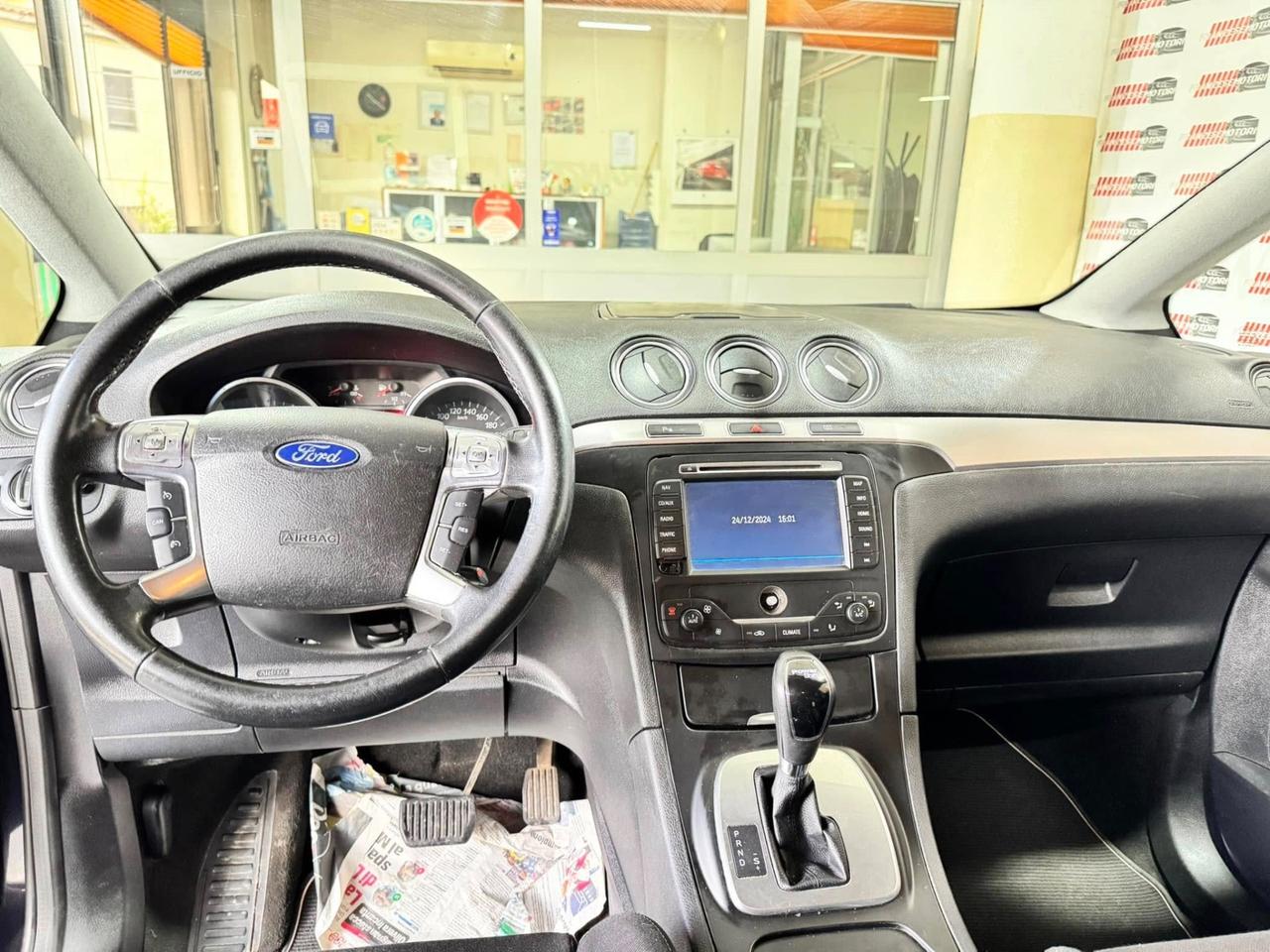 Ford S-Max 2.0 TDCi 140CV Powershift Nav Edition