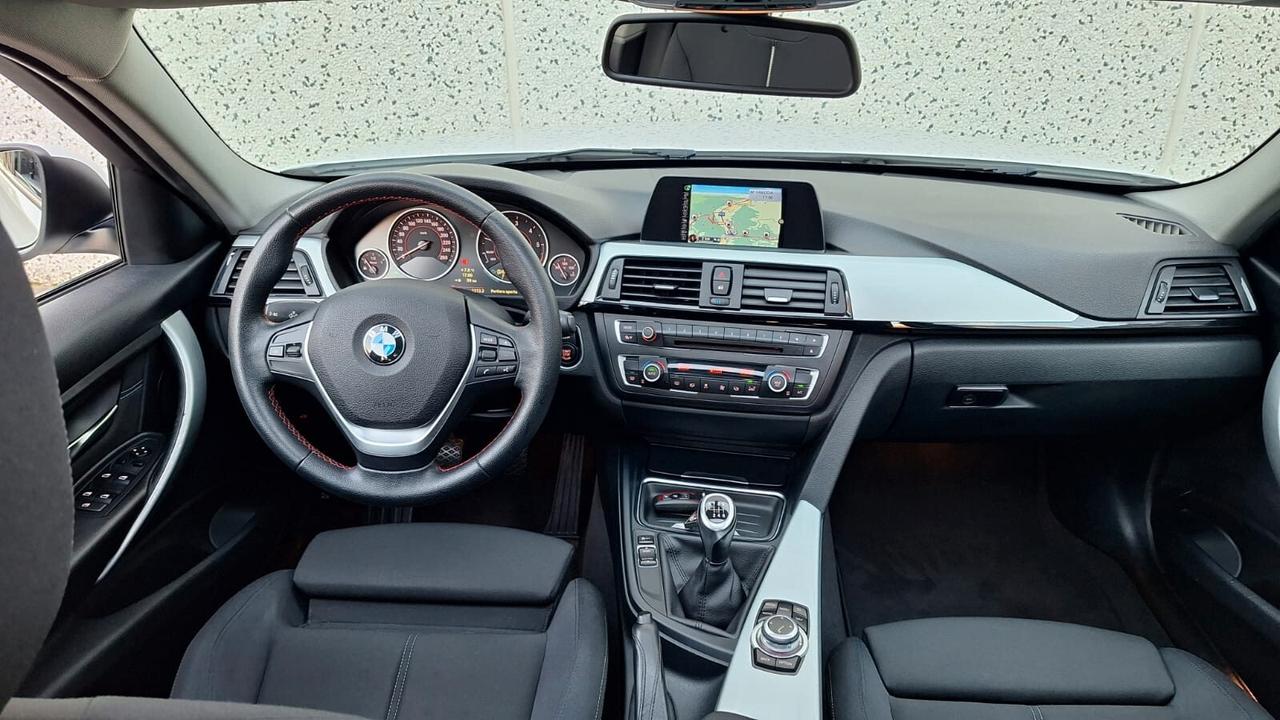 BMW 318D Touring Sport Tetto Led