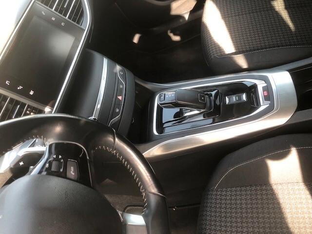 Peugeot 308 BlueHDi 130 S&S EAT8 Allure