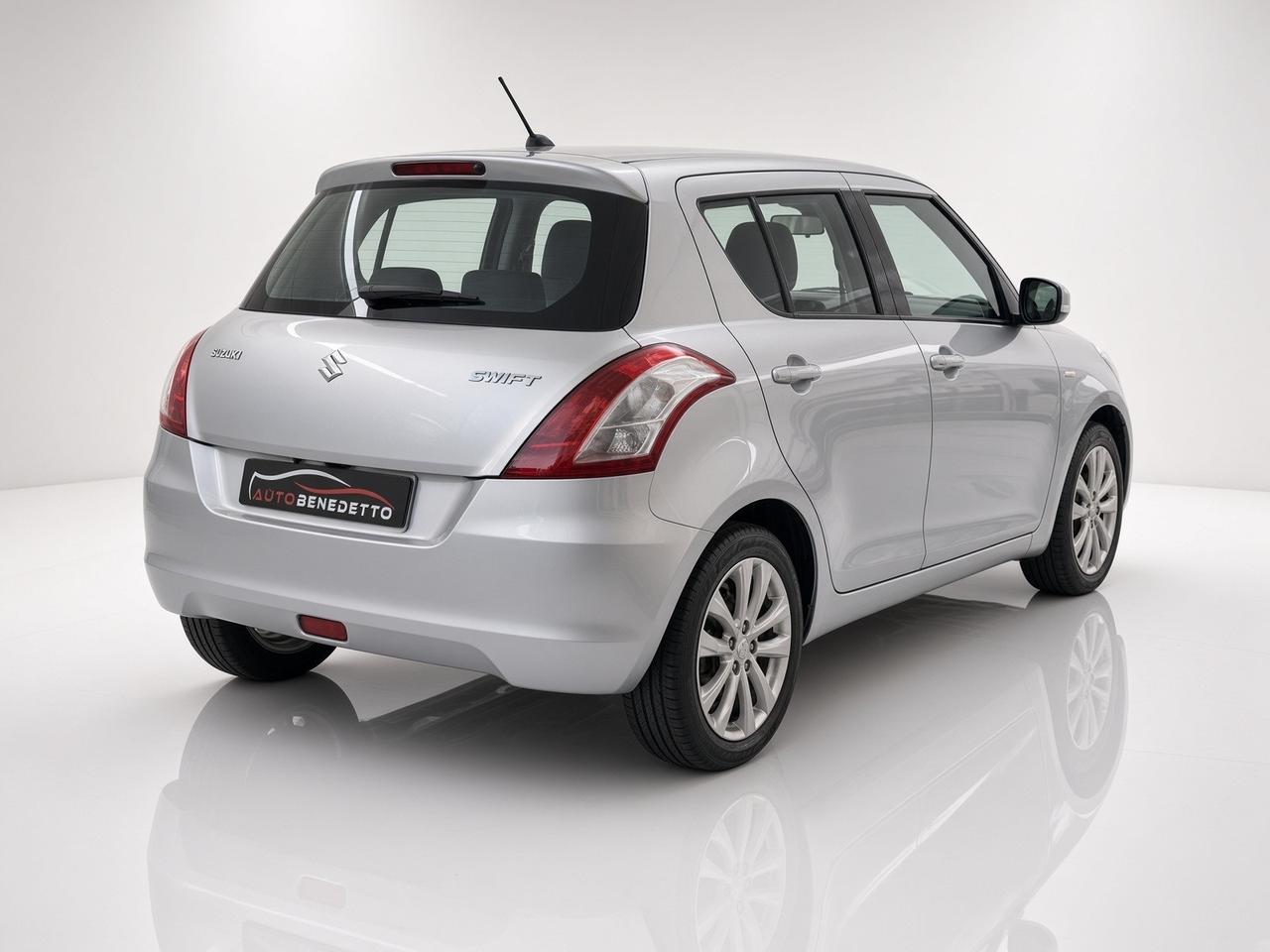 Suzuki Swift 1.2 VVT 5 porte B-Top 11.2015