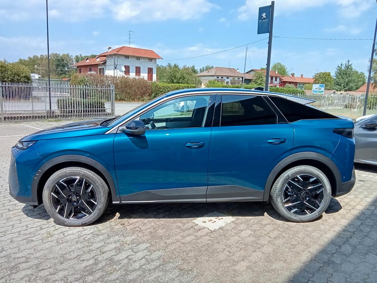 Peugeot 3008 Hybrid 145 e-DCS6 Allure Business