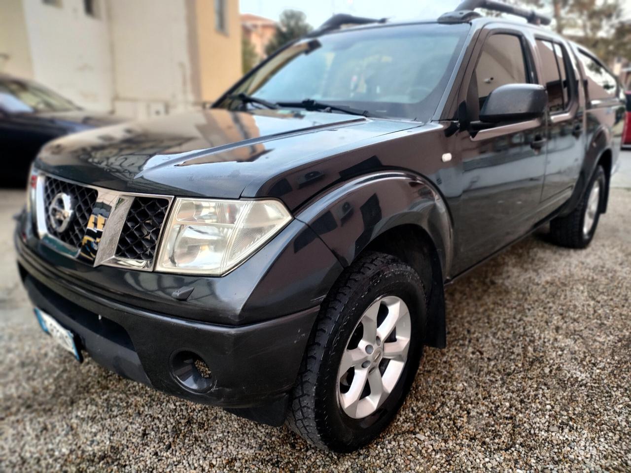 Nissan Navara 2.5 dCi 4p Double Cab LE