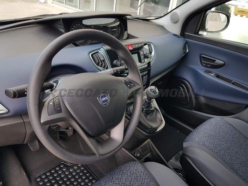 Lancia Ypsilon 1.0 firefly hybrid Oro s&s 70cv