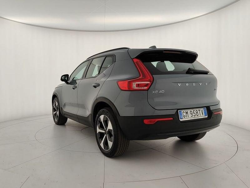 Volvo XC40 B3 automatico!CAR PLAY!NAVI!LED!