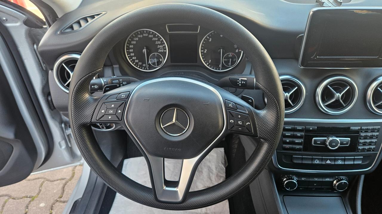 Mercedes-benz A 180 cdi Sport auto 69.000 KM- NAVY-CAMERA