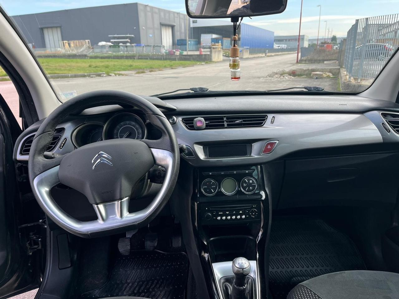 Citroen C3 1.4 Exclusive Style GPL 117000 km