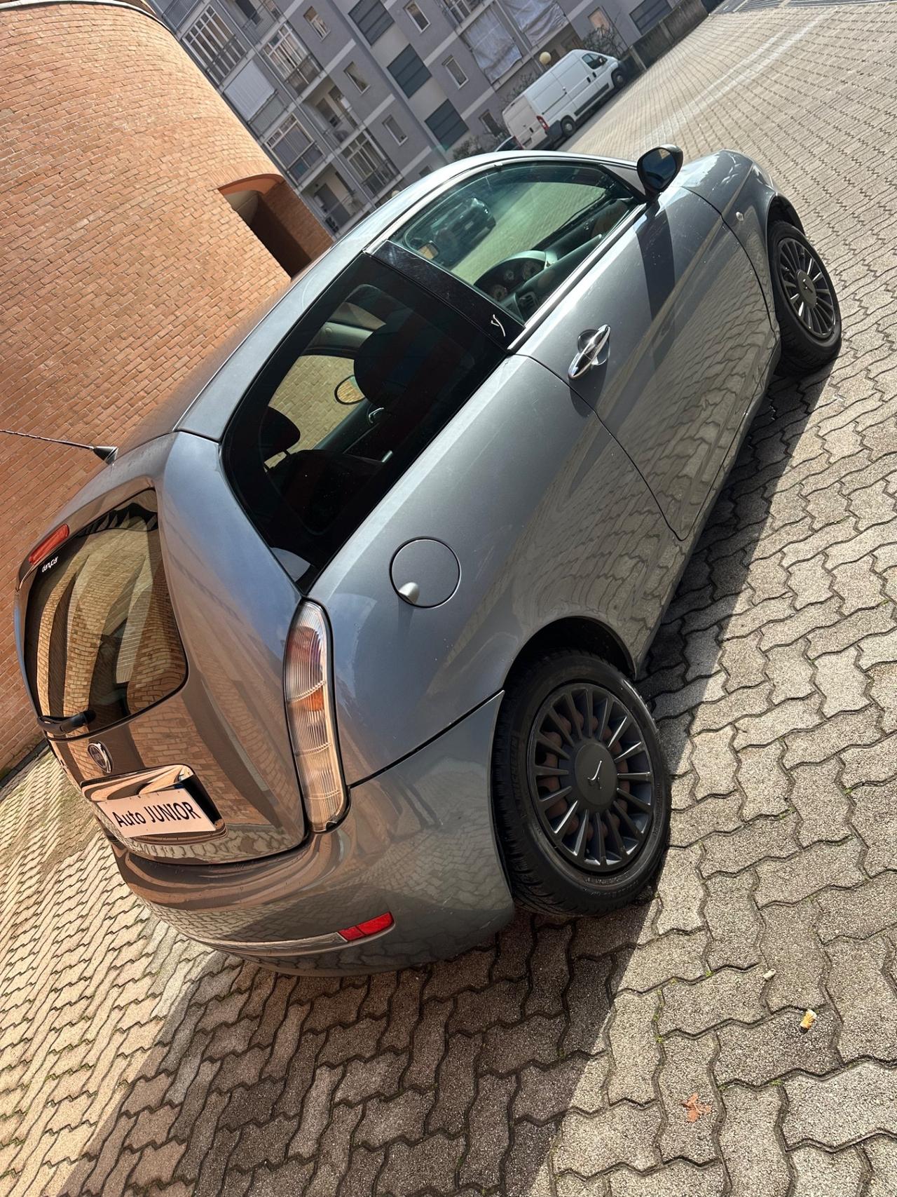 Lancia Ypsilon 1.4 Platino Ecochic GPL