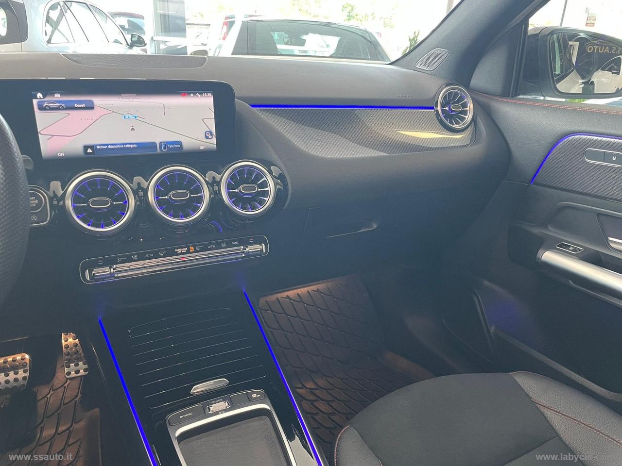 MERCEDES-BENZ GLA 200 d Automatic AMG Line Adv.Plus TETTO PANORAMICO