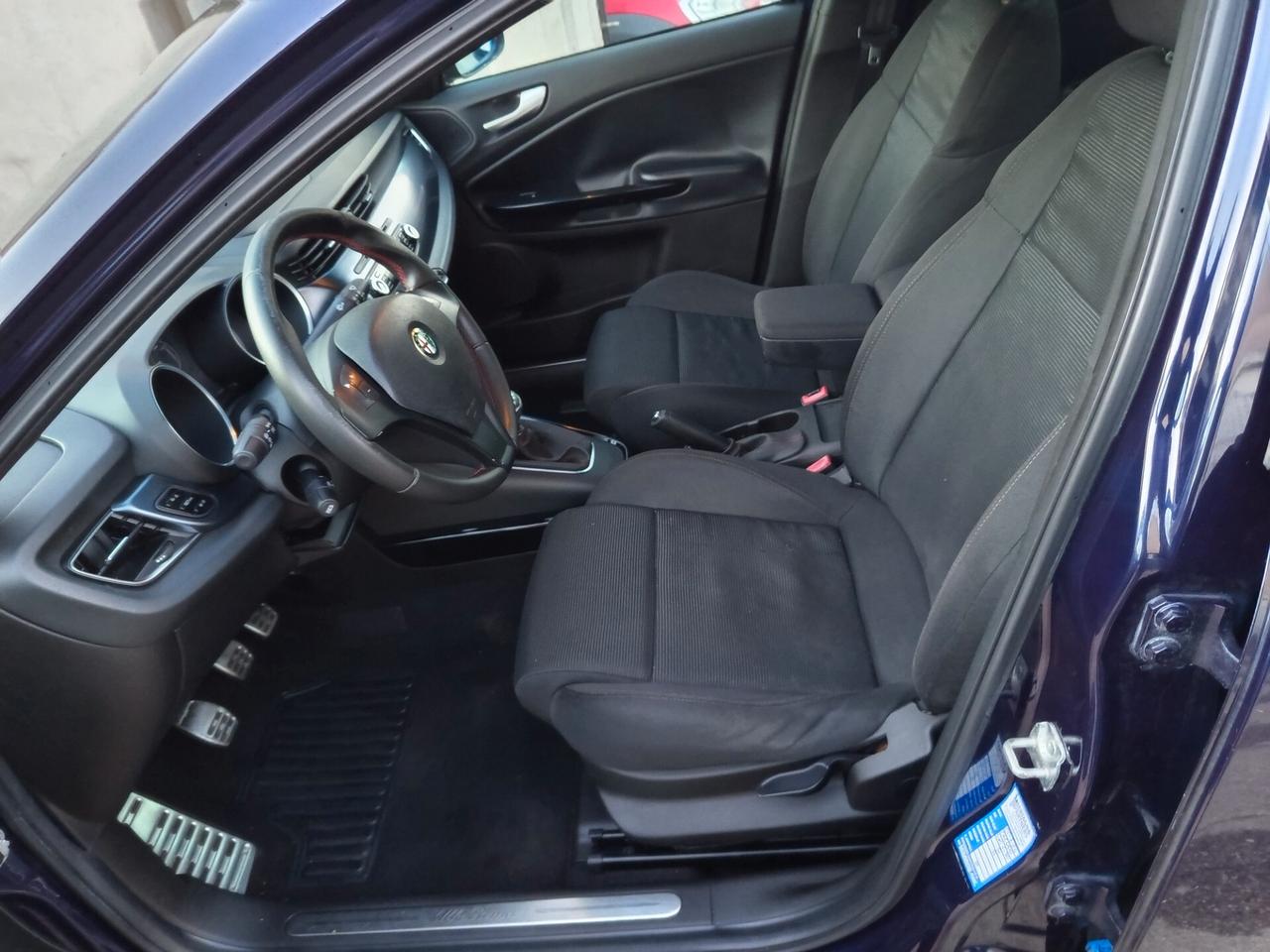 Alfa Romeo Giulietta 2.0 JTDm-2 140 CV Distinctive