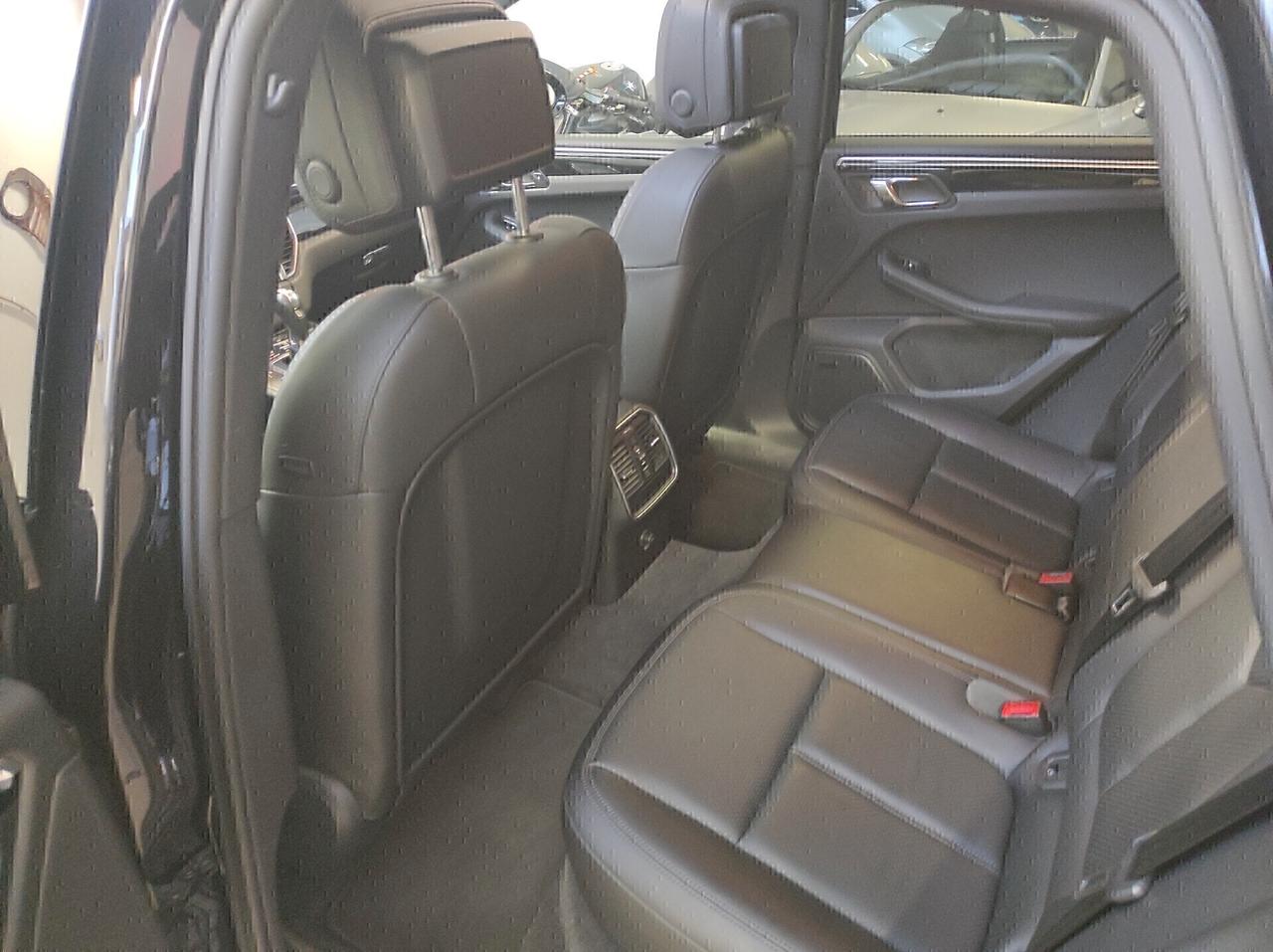 Porsche Macan 3.0 S Diesel GANCIO TRAINO A SCOMPARSA