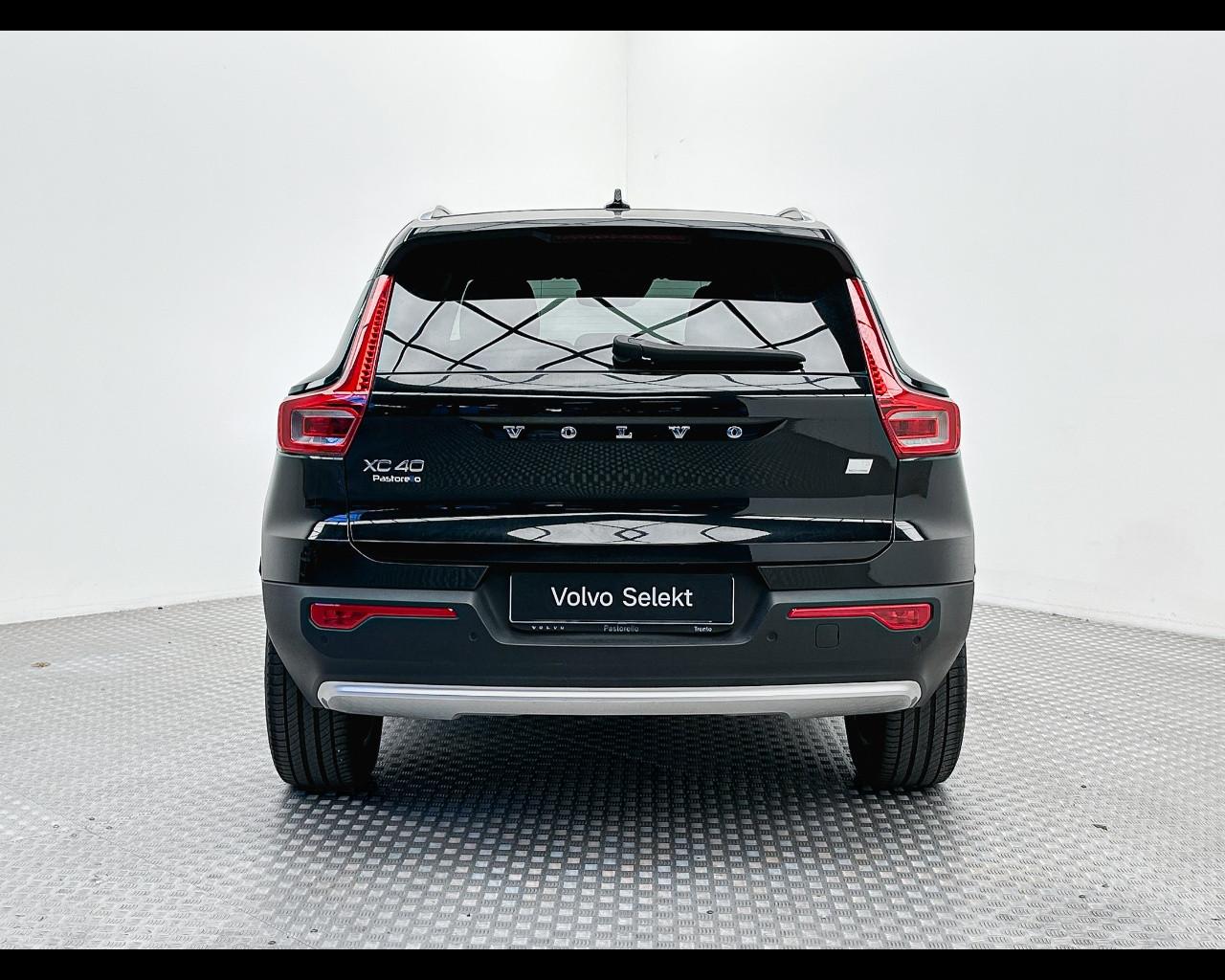 VOLVO XC40 T5 Recharge Plug-in Hybrid automatico