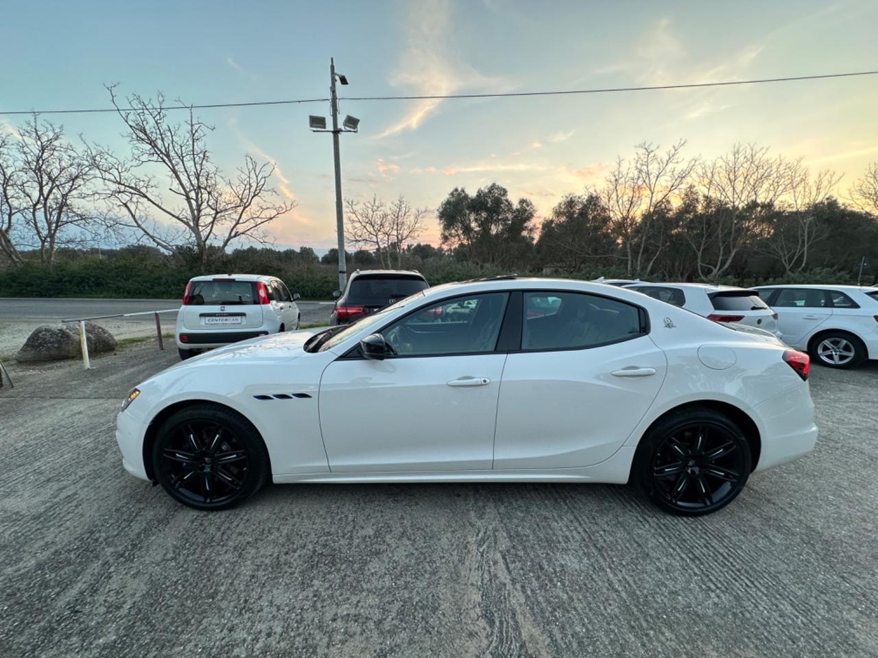 Maserati Ghibli L4 330 CV MHEV Gransport