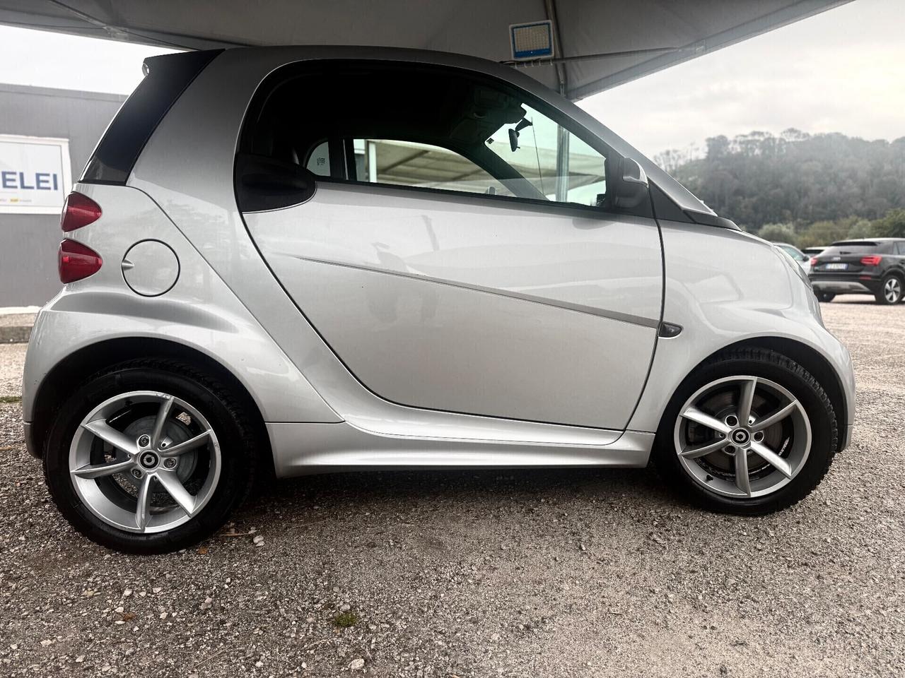 Smart ForTwo 1000 62 kW coupé passion