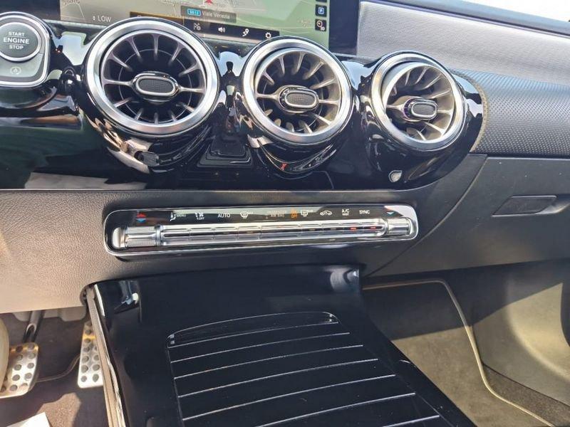 Mercedes-Benz Classe A A 180 D PREMIUM NIGHT EDITION AUTO