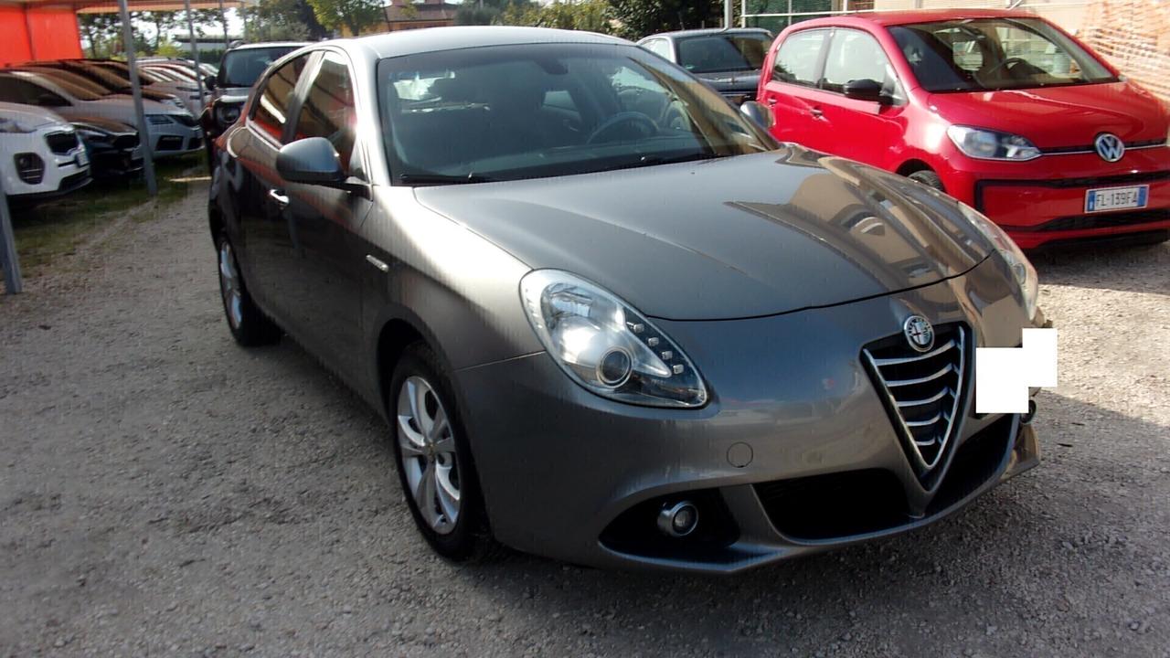 Alfa Romeo Giulietta 1.6 JTDm-2 105 CV Distinctive