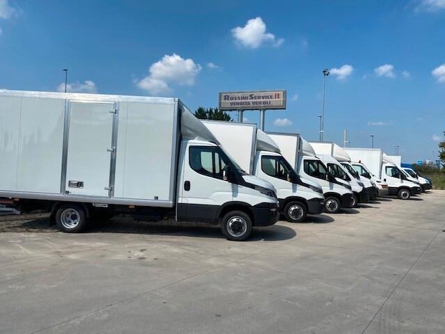 Fiat Ducato DOPPIA CABINA RIBALTABILE TRILATERALE - 7 POSTI