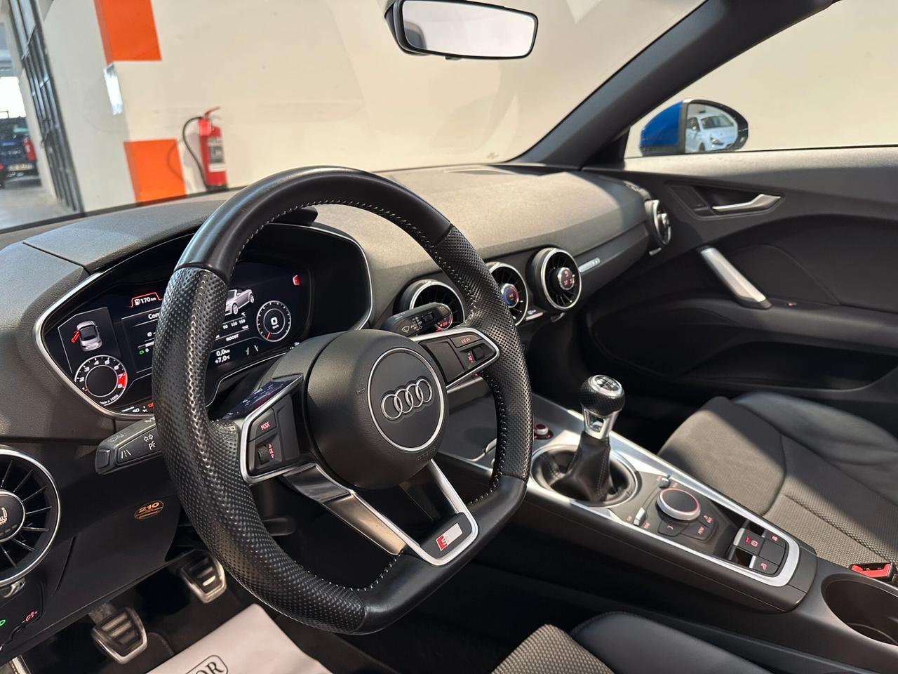 Audi TT 2.0 TFSI S-line DOPPI CERCHI-UNICOPROP