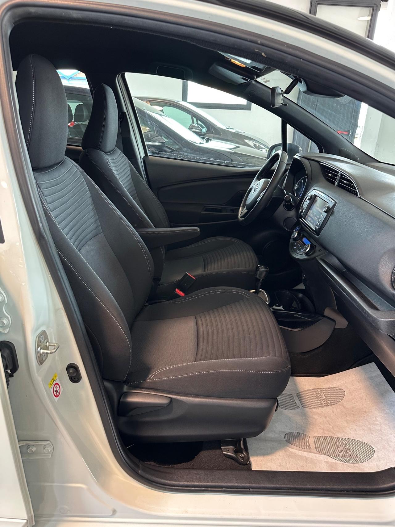 Toyota Yaris 1.5 Hybrid 5 porte Active