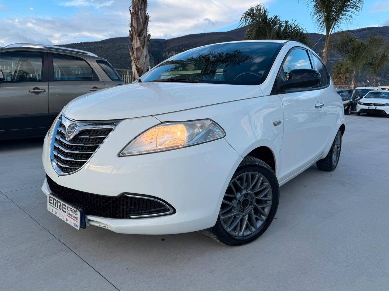 LANCIA YPSILON 2012 1.2 BENZINA 69 CV *TAGLIANDATA