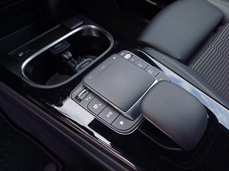 Mercedes-Benz Classe A A 180 d Sport auto