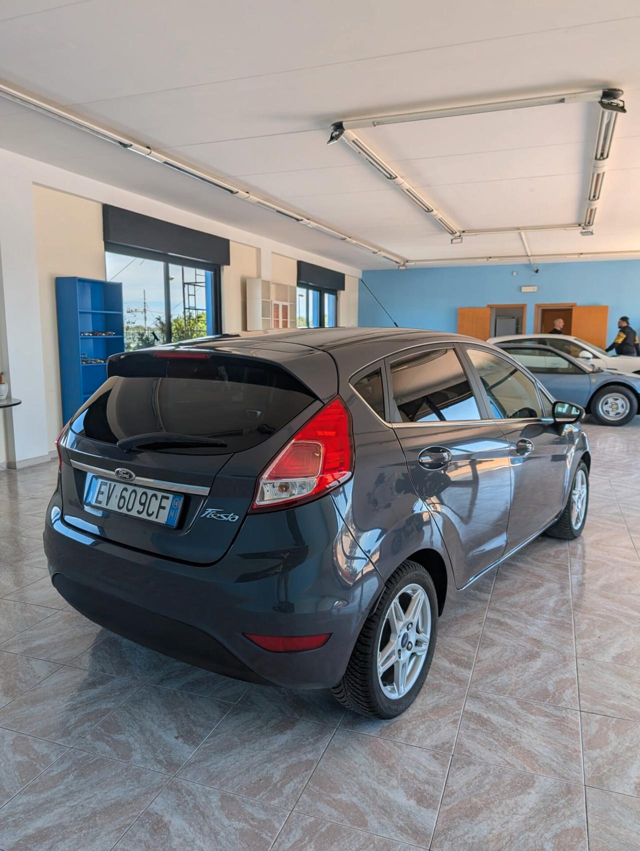 Ford Fiesta 1.5 TDCi 75CV 5 porte Titanium