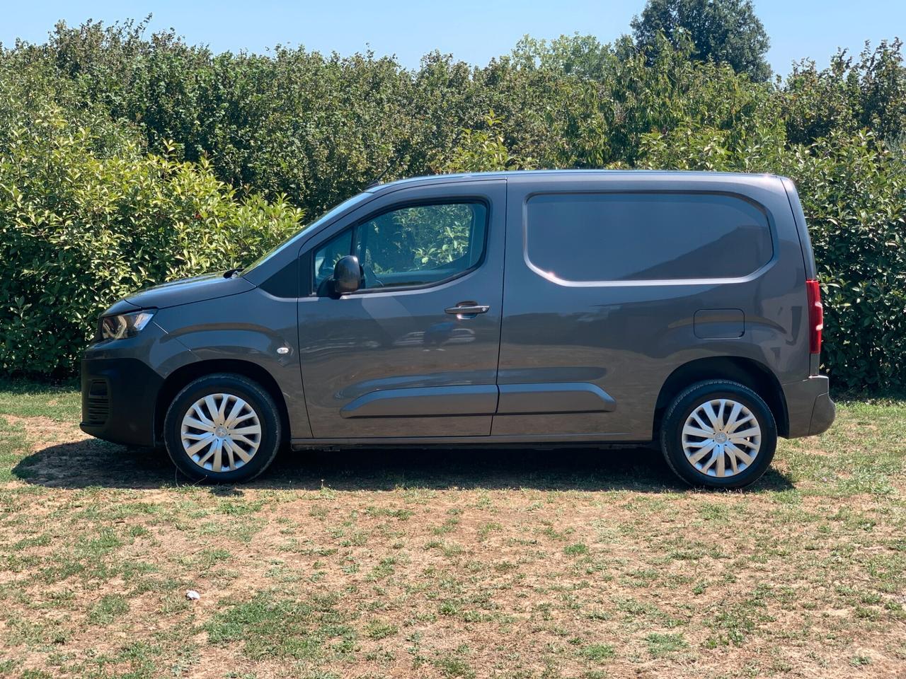 Peugeot Partner Bluehdi 100cv L1H1 3posti