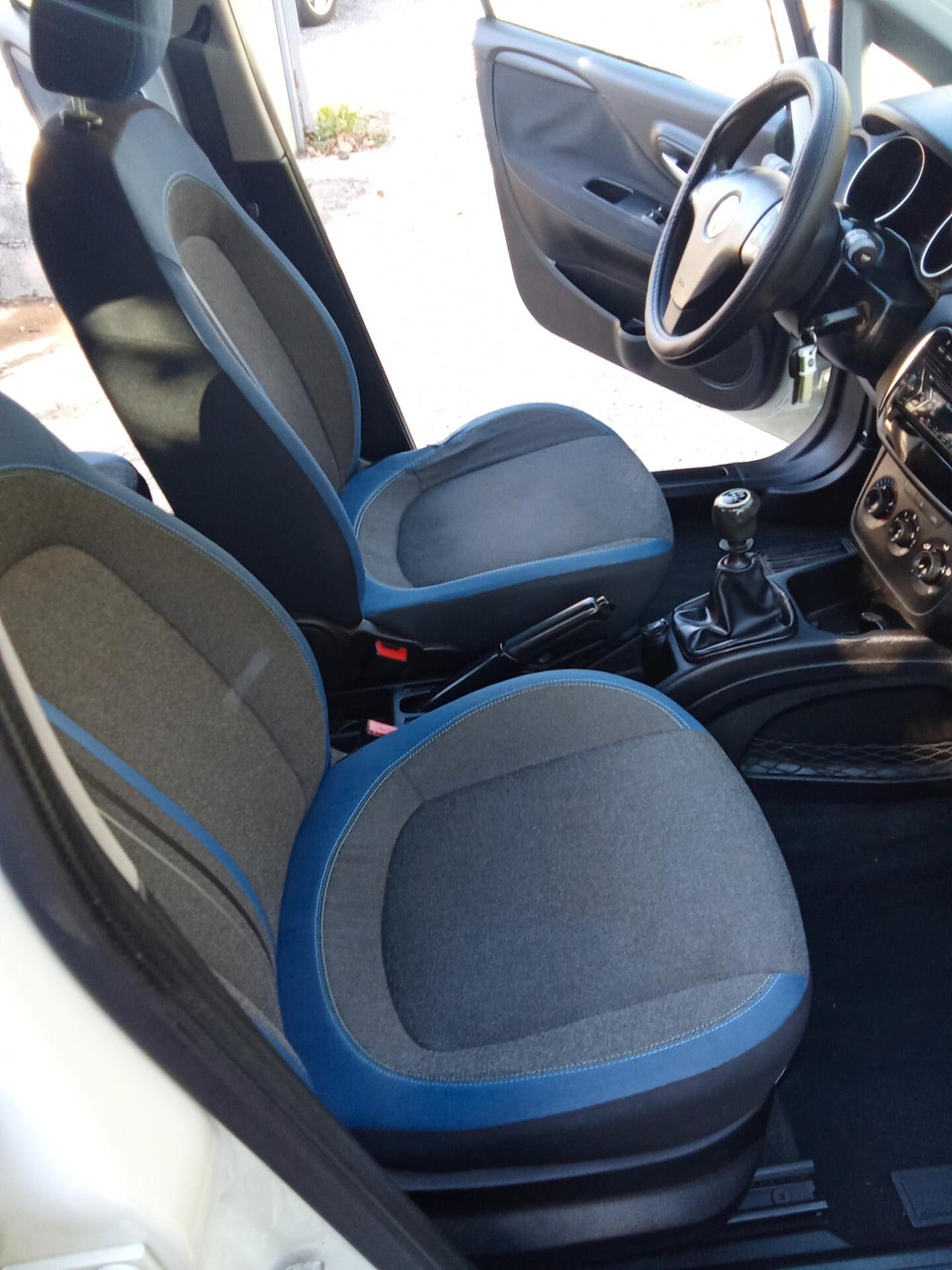 Fiat Punto 1.4 8V 5 porte Natural Power Street 013