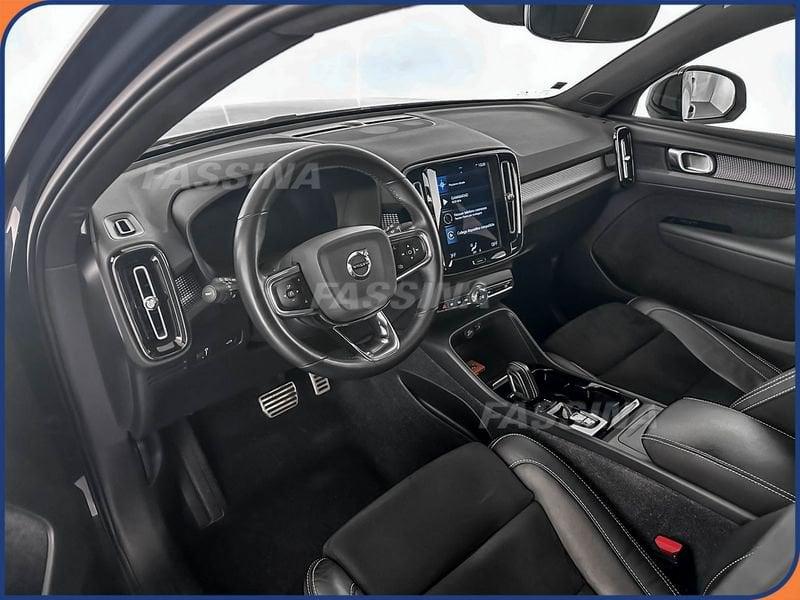 Volvo XC40 XC40 B4 AWD Geartronic R-design