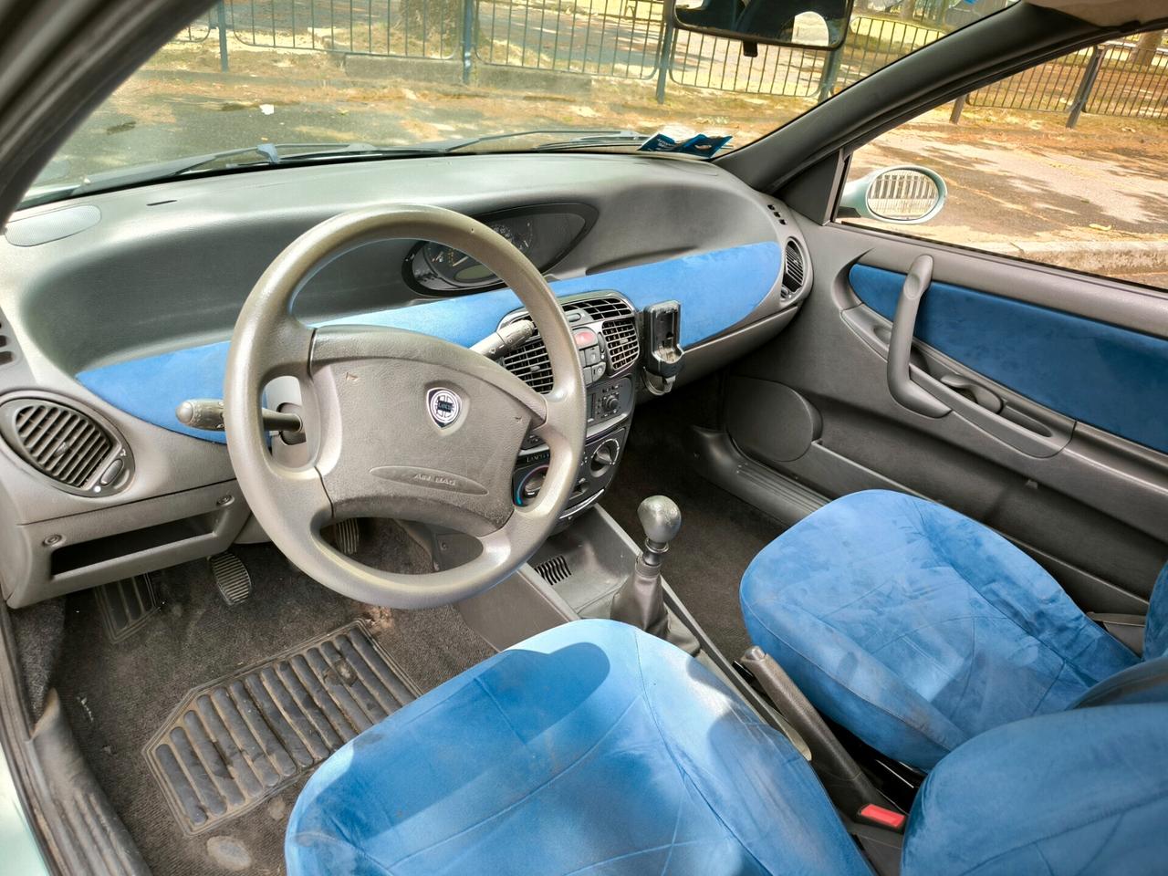 Lancia Y 1.2i 16V cat LX