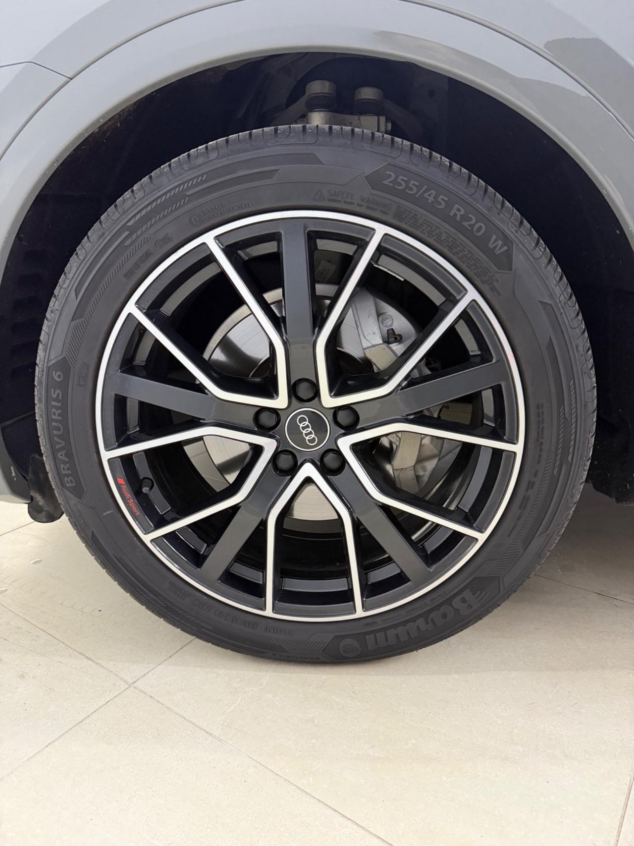 Audi Q5 SPB 40 TDI quattro S tronic line plus