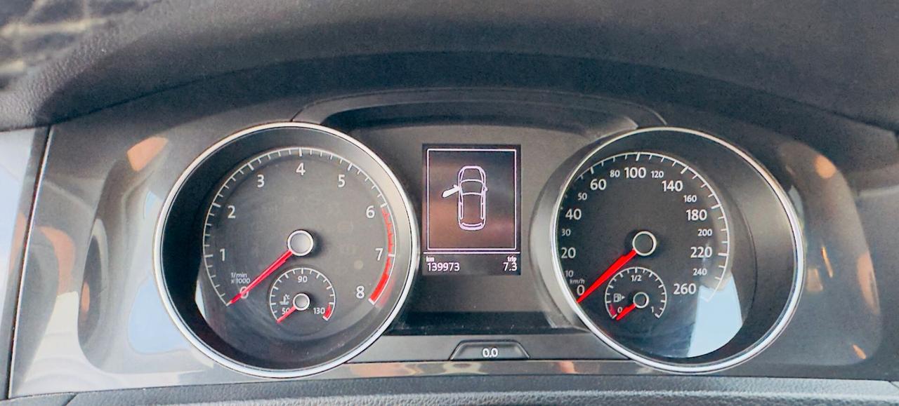 Volkswagen Golf 1.0 TSI 85 CV 5p. Trendline BlueMotion Technology