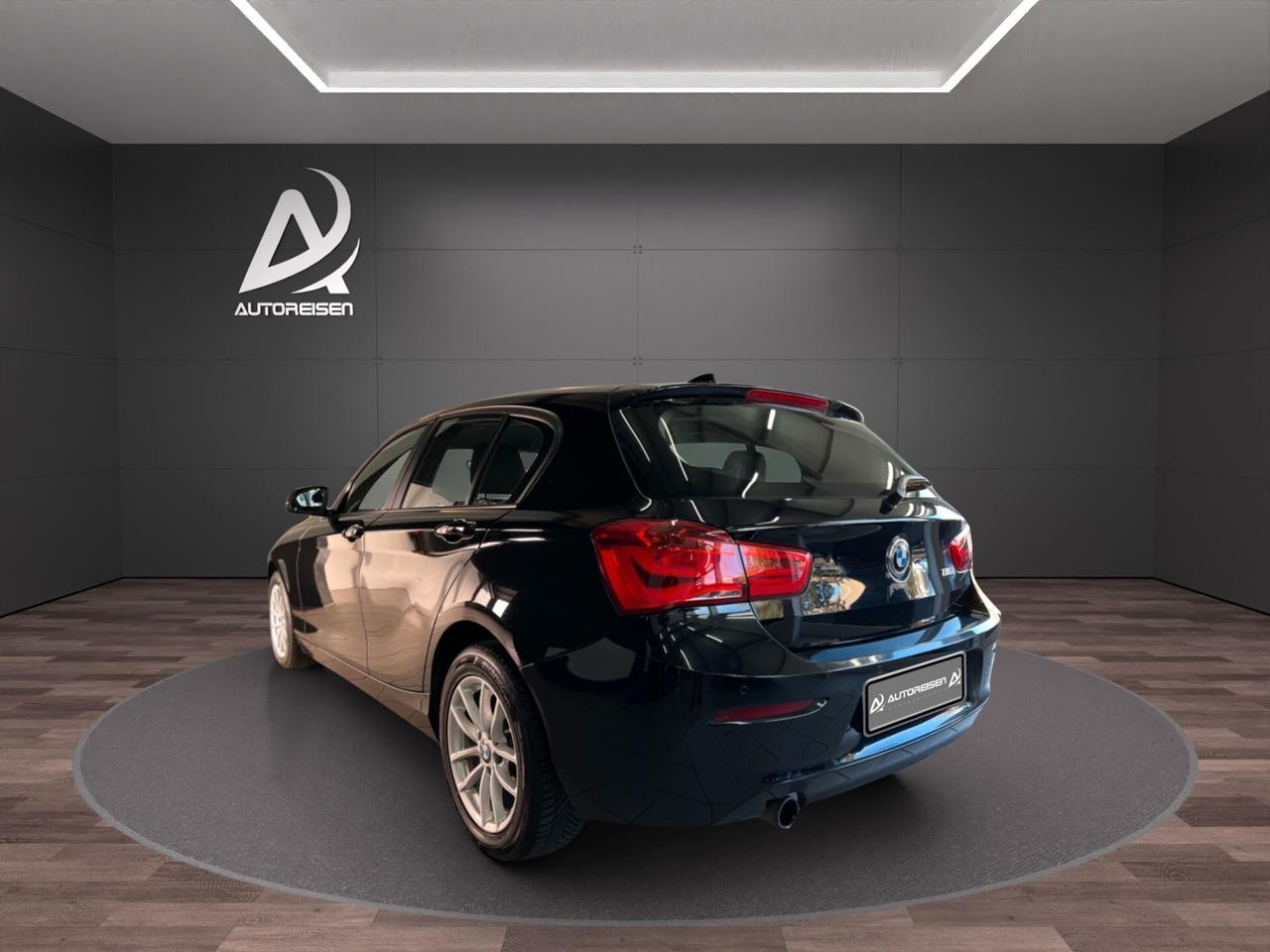 Bmw 116 116i 5p. Urban