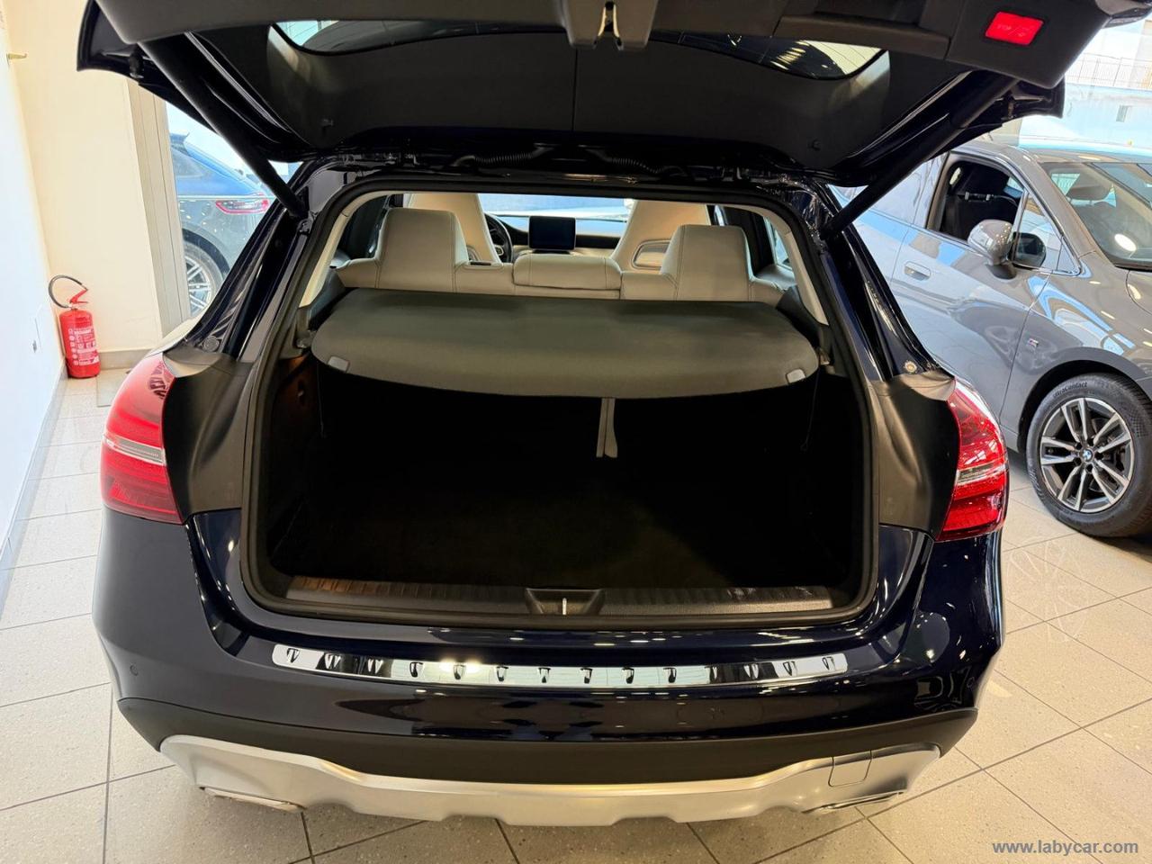 MERCEDES-BENZ GLA 200 d Automatic Sport