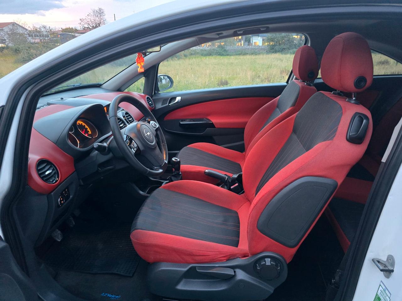 Opel Corsa 1.2 Benzina con GARANZIA-NEOPATENTATI