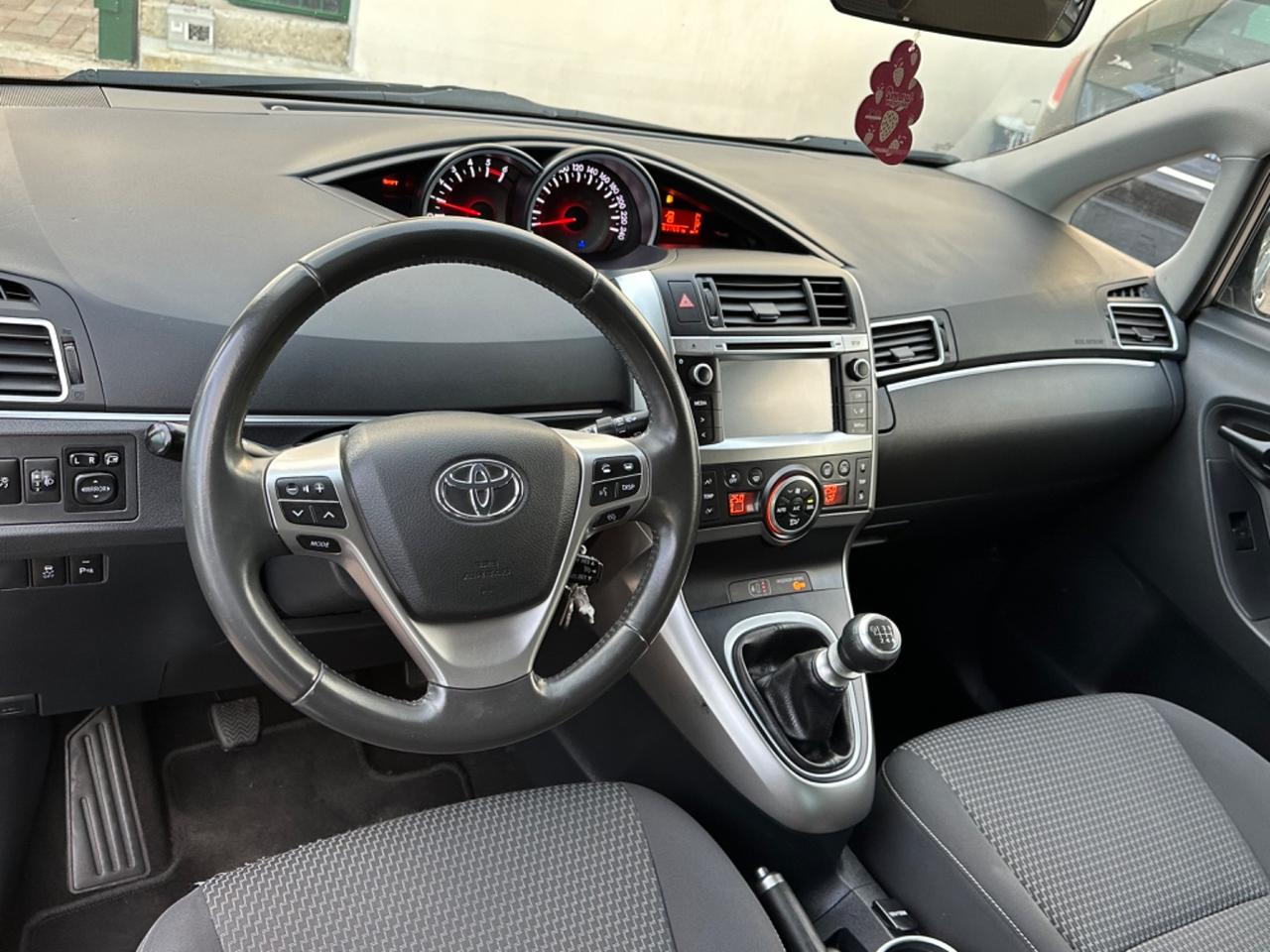 Toyota Verso 1.6 D-4D Active