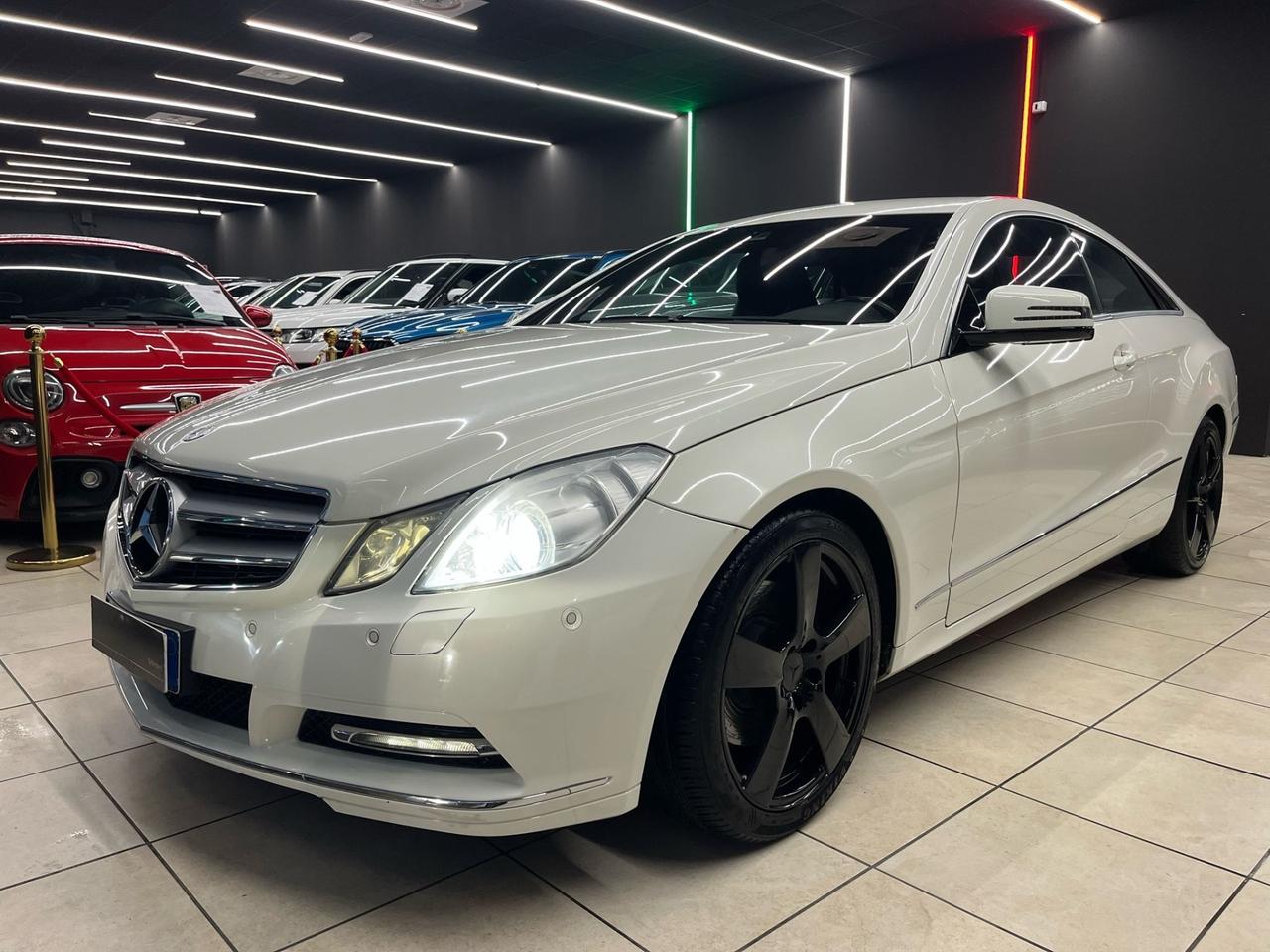 Mercedes-benz E 220 CDI Coupé BlueEFFICIENCY