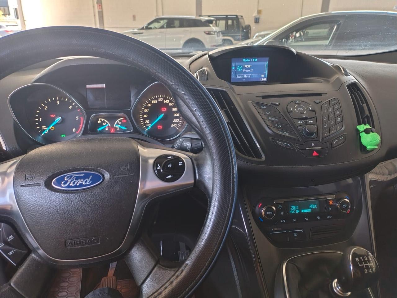 Ford Kuga 2.0 TDCI 140 CV 4WD Titanium