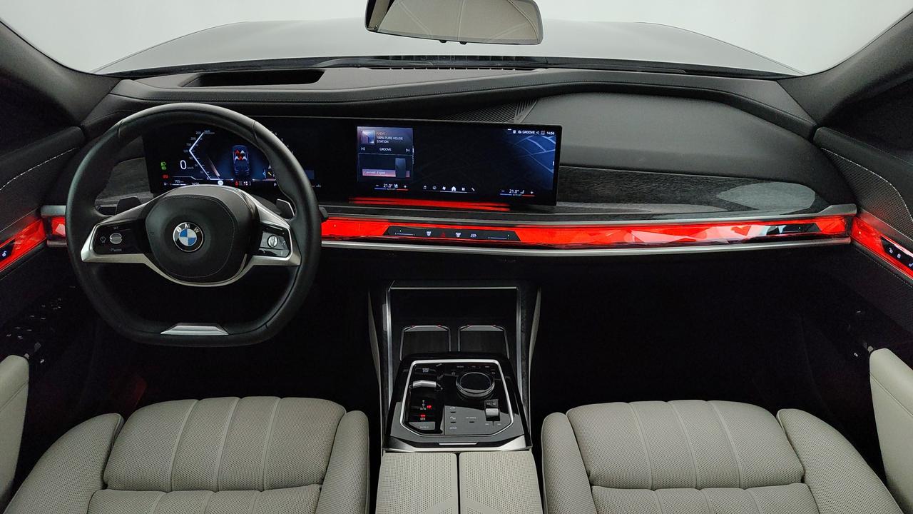 BMW Serie 7 G70 - 740d mhev xdrive MSport auto
