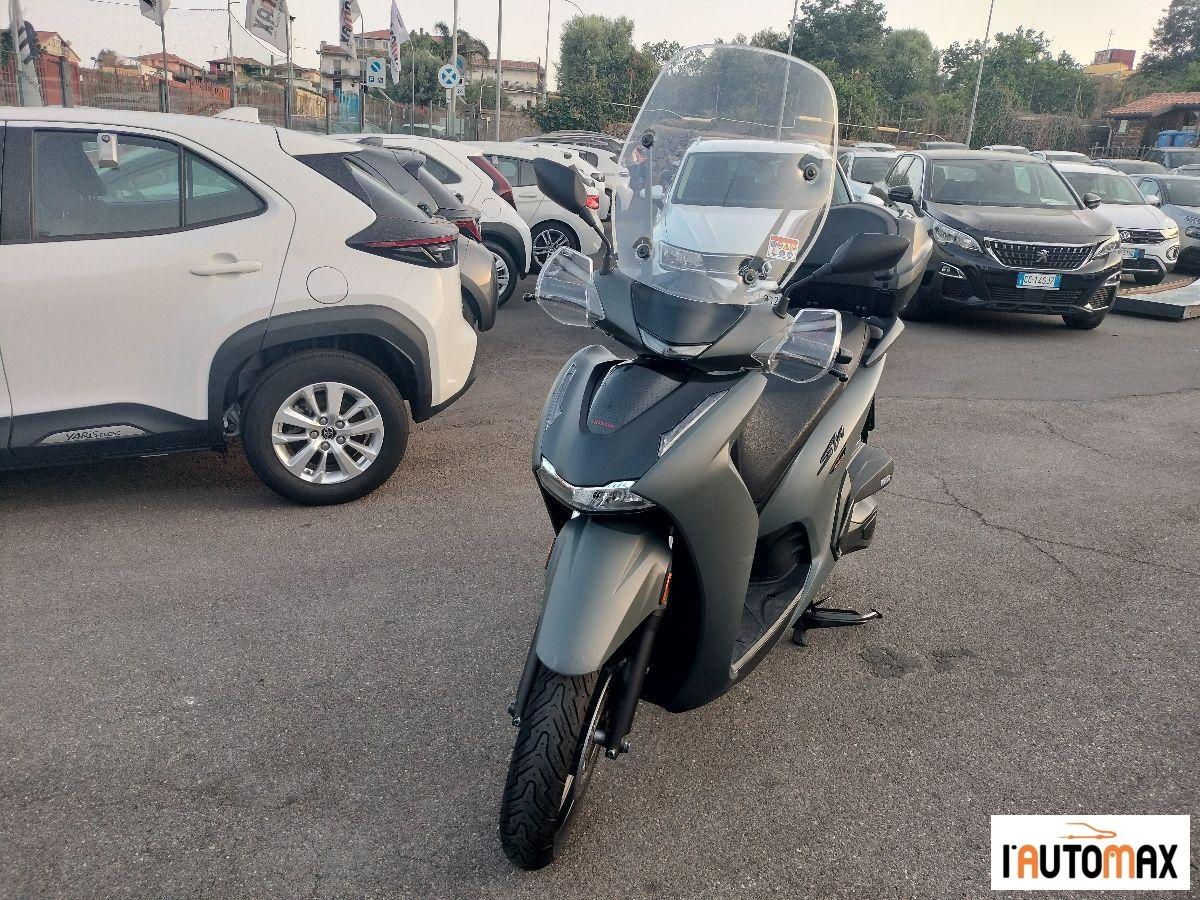 Honda - SH 350 - i Sport