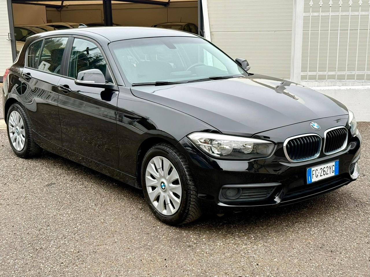 Bmw 116 116d 5p. Automatica Sport