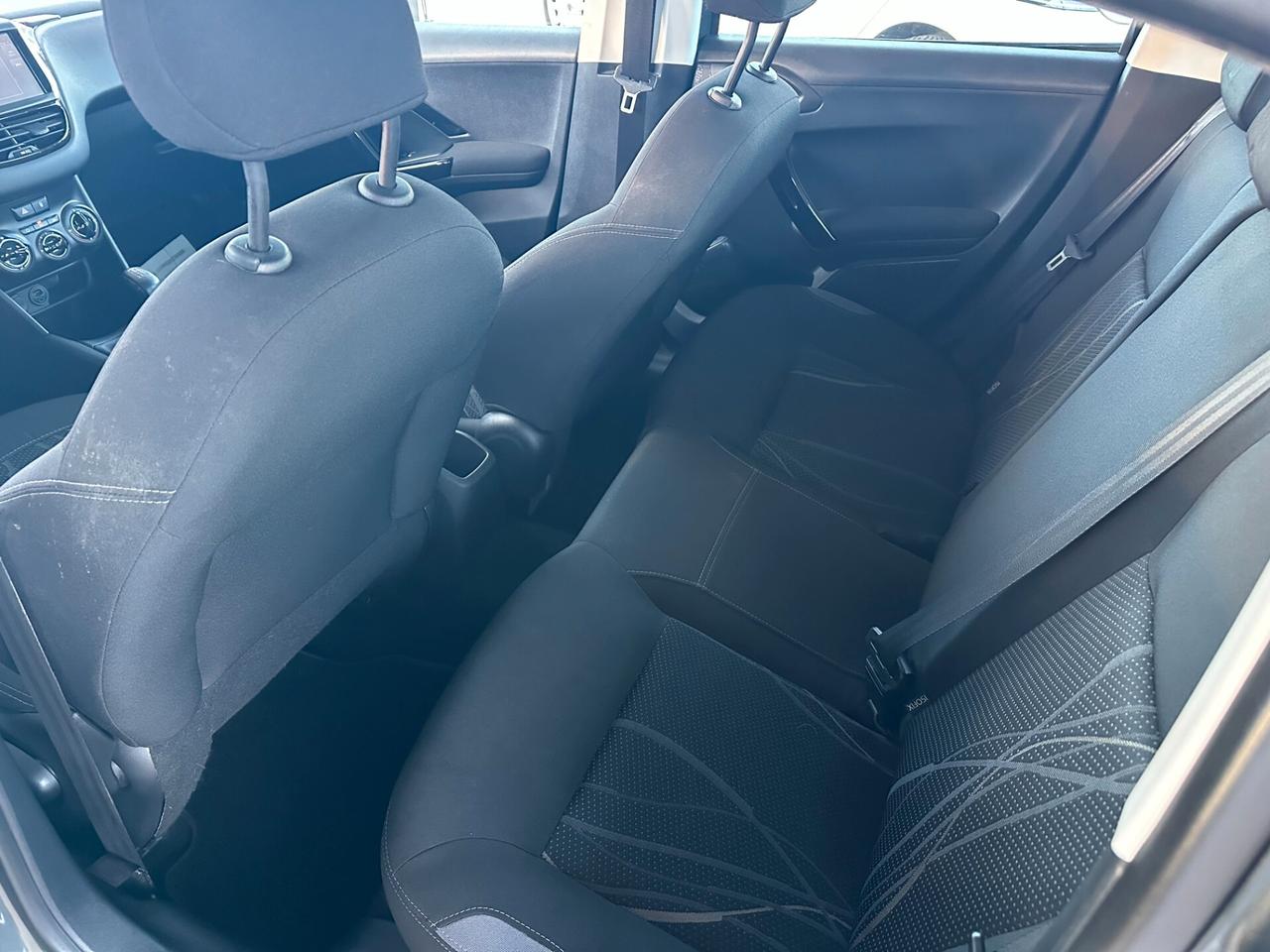 PEUGEOUT*208*1.4 GPL*NEOPATENTATI*CARPLAY*