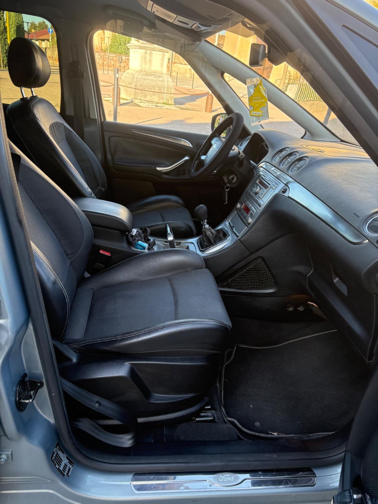 Ford S-Max 2.0 TDCi Titanium 7 posti gancio t