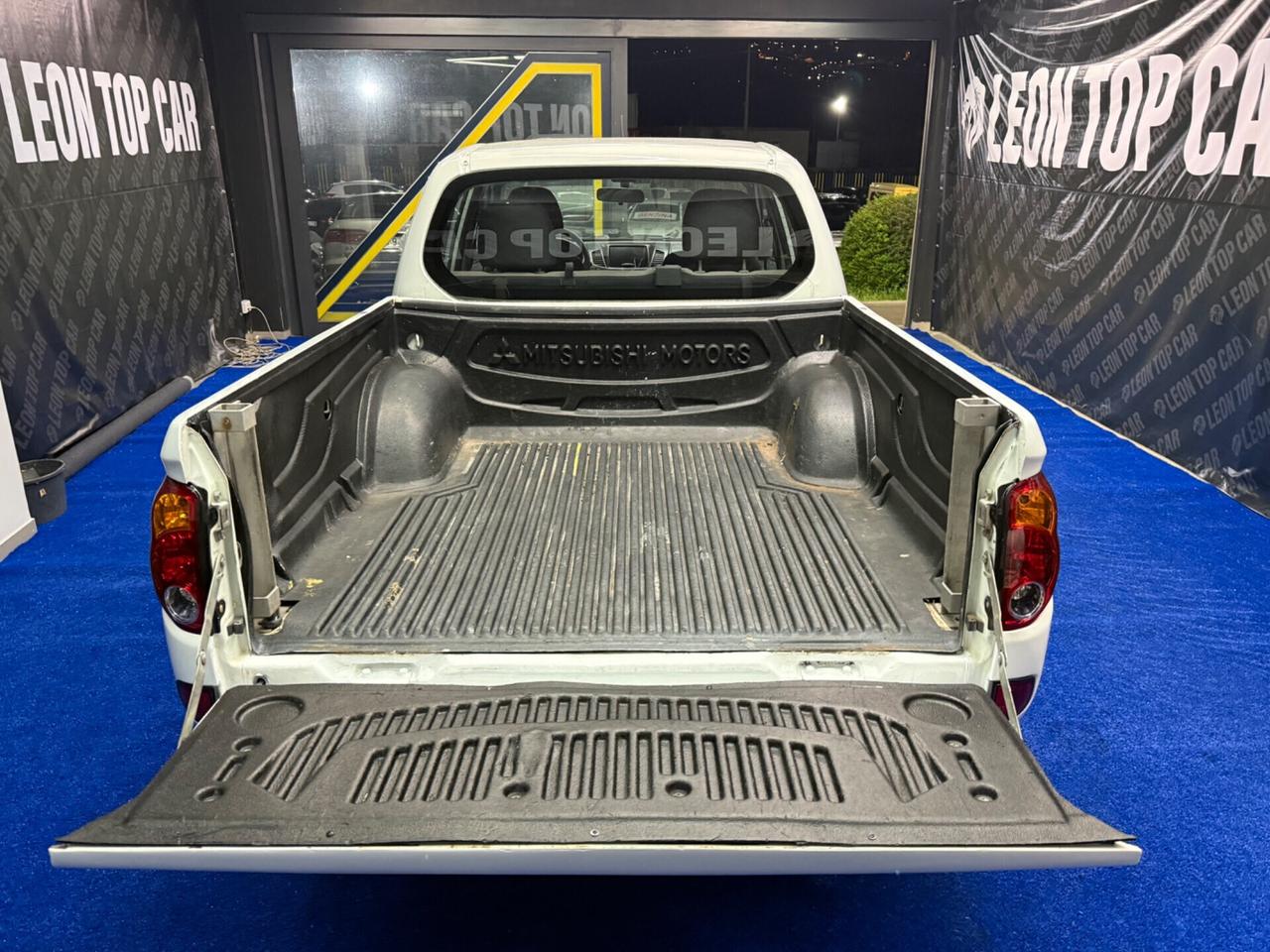 Mitsubishi L200 2.5 diesel 130 cv 4x4 prezzo iva compresa