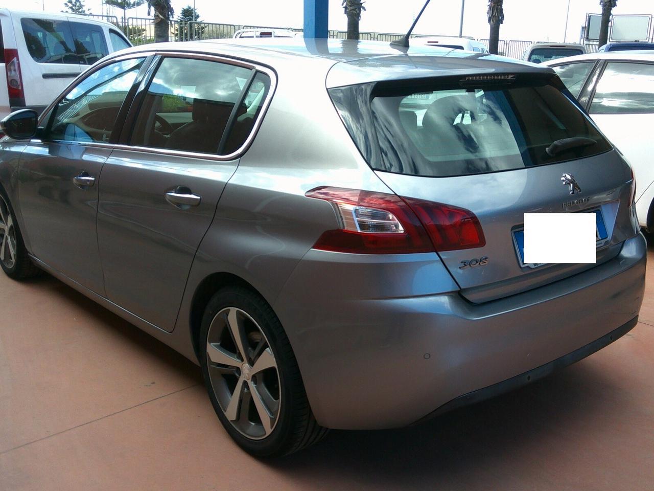 Peugeot 308 1.6 e-HDi 115 CV Stop&Start Allure