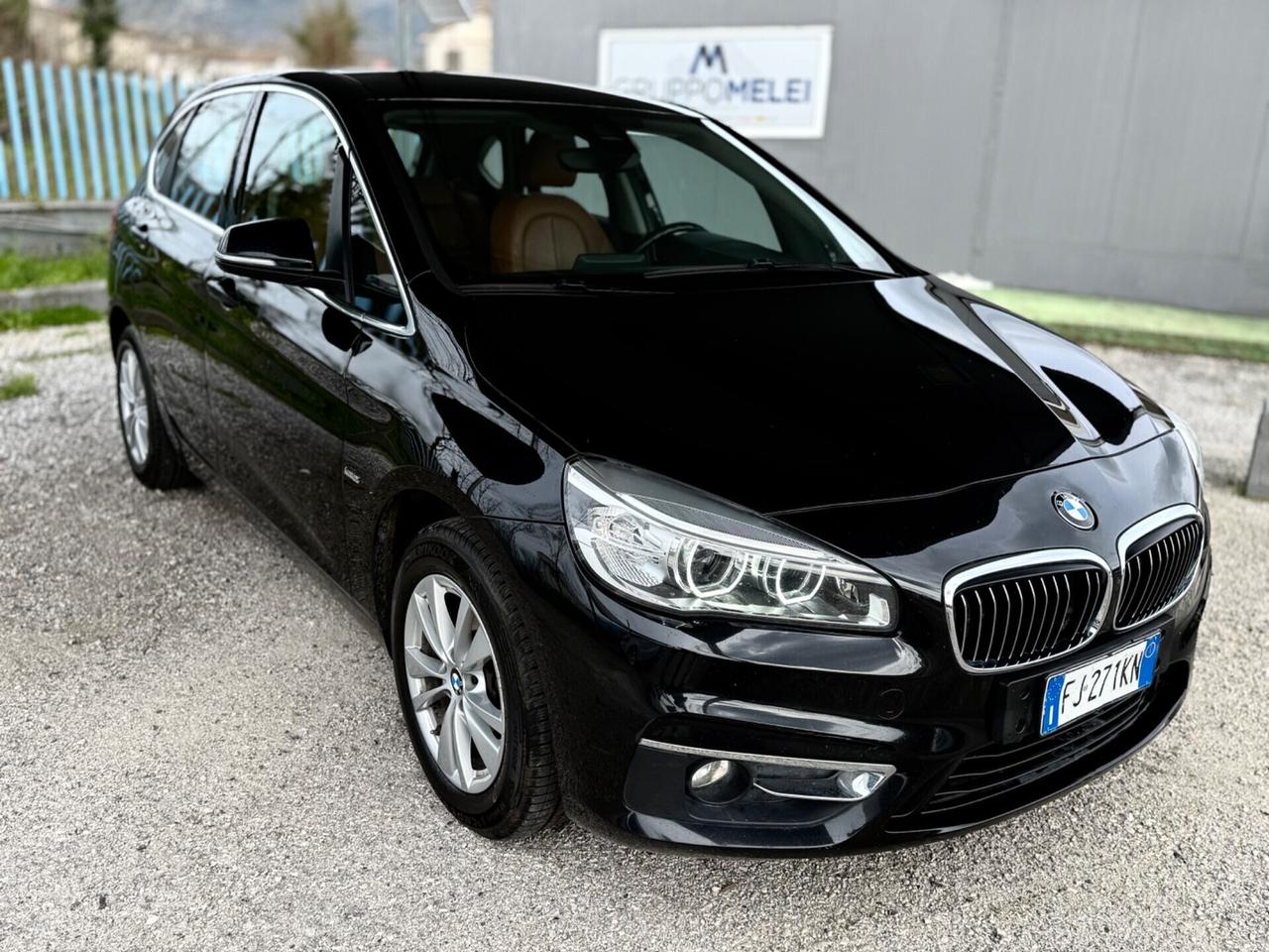 Bmw 216d Active Tourer Luxury *PELLE*FARI LED